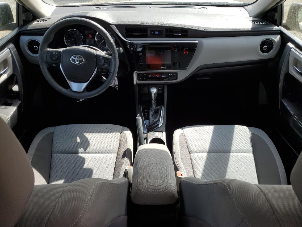 5YFBURHE4JP838251 2018 Toyota Corolla L