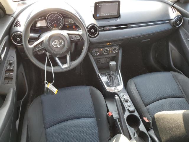 3MYDLBJV6LY705007 Toyota Yaris LE 8