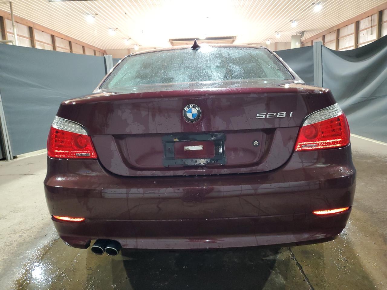 WBANV13519C152558 2009 BMW 528 Xi