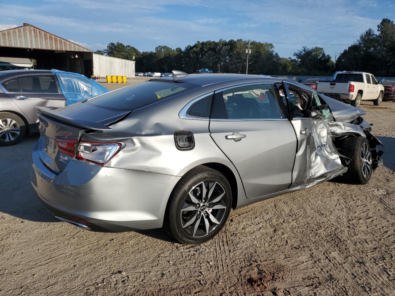 VIN 1G1ZG5ST9RF185045 2024 CHEVROLET MALIBU no.3