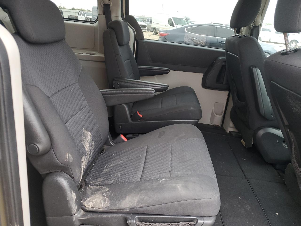 2010 Dodge Grand Caravan Se VIN: 2D4RN4DE5AR262323 Lot: 69198654