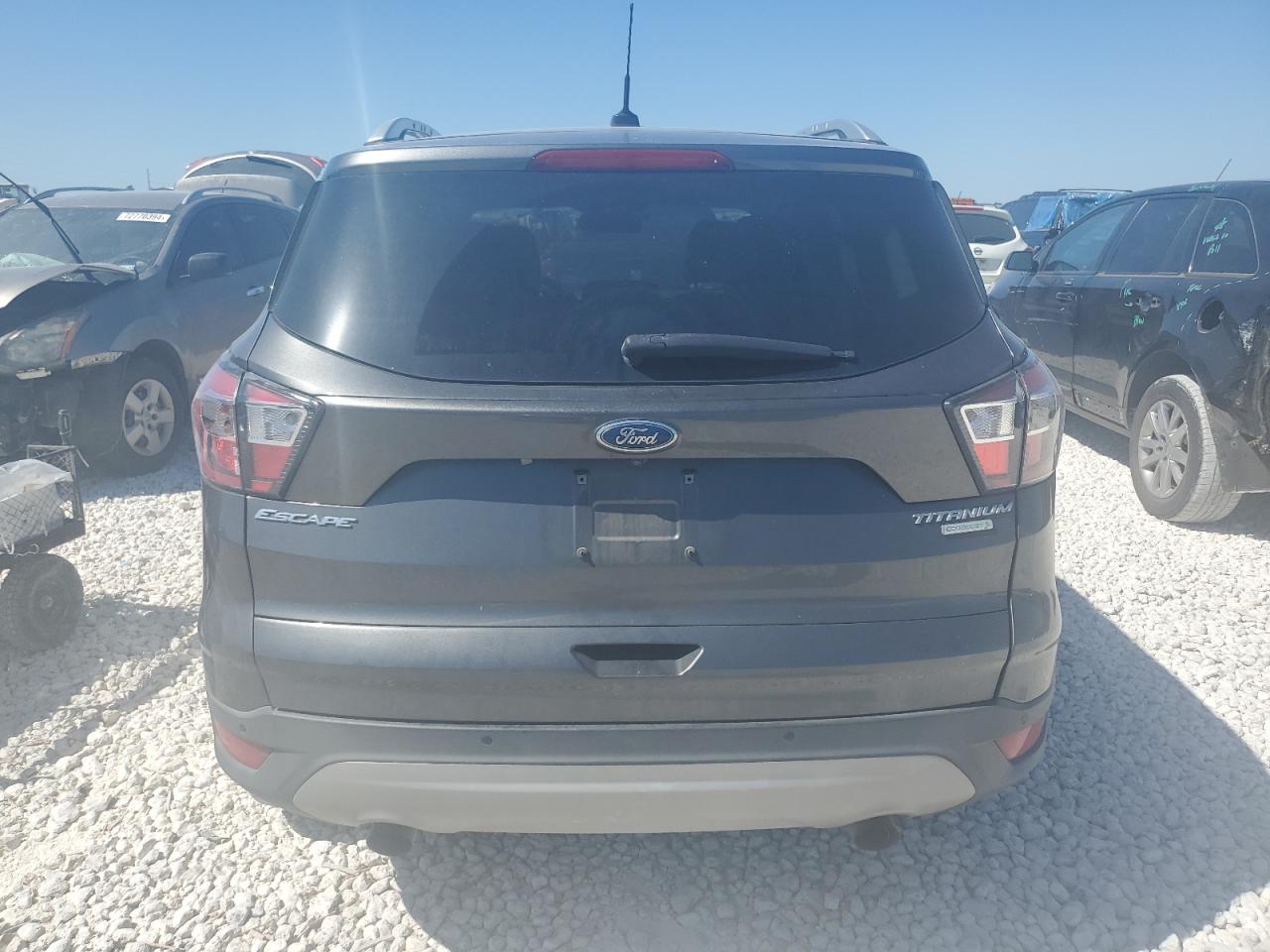 1FMCU0JD8HUA32357 2017 Ford Escape Titanium