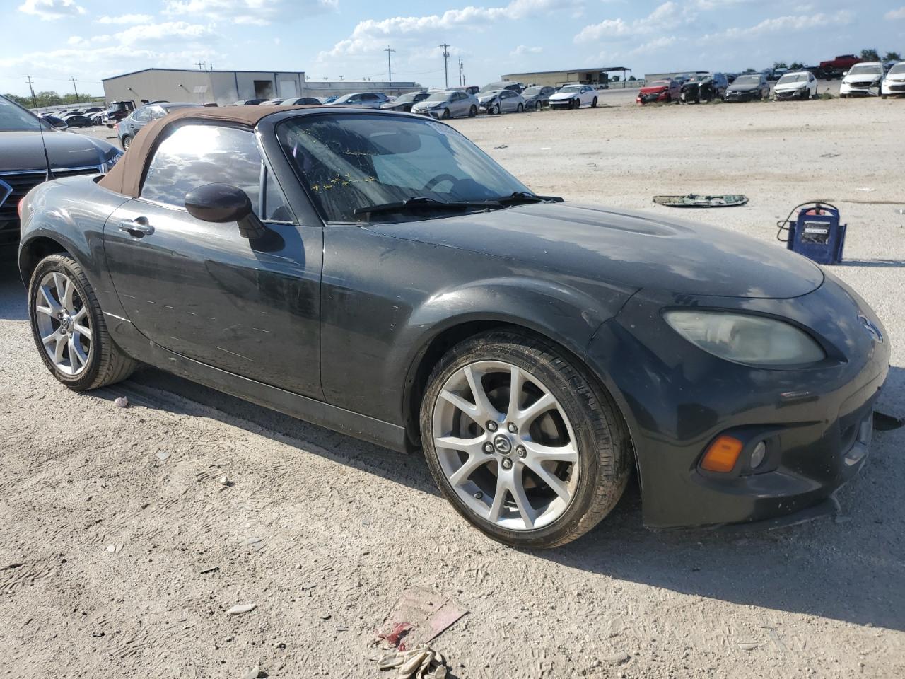 VIN JM1NC2NF1D0226835 2013 MAZDA MX5 no.4