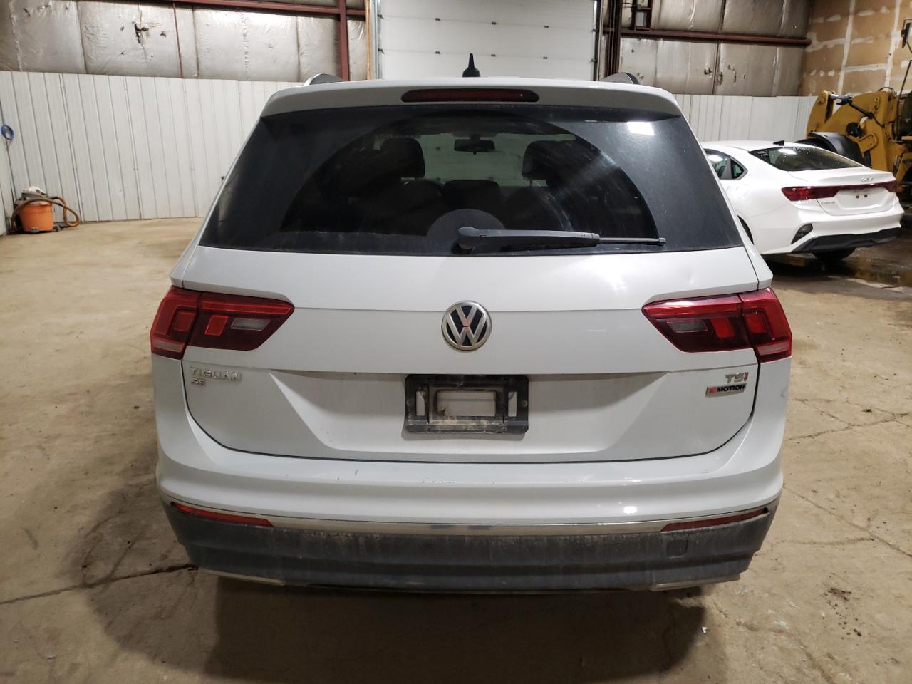 2018 Volkswagen Tiguan Se VIN: 3VV2B7AX2JM035226 Lot: 71664754