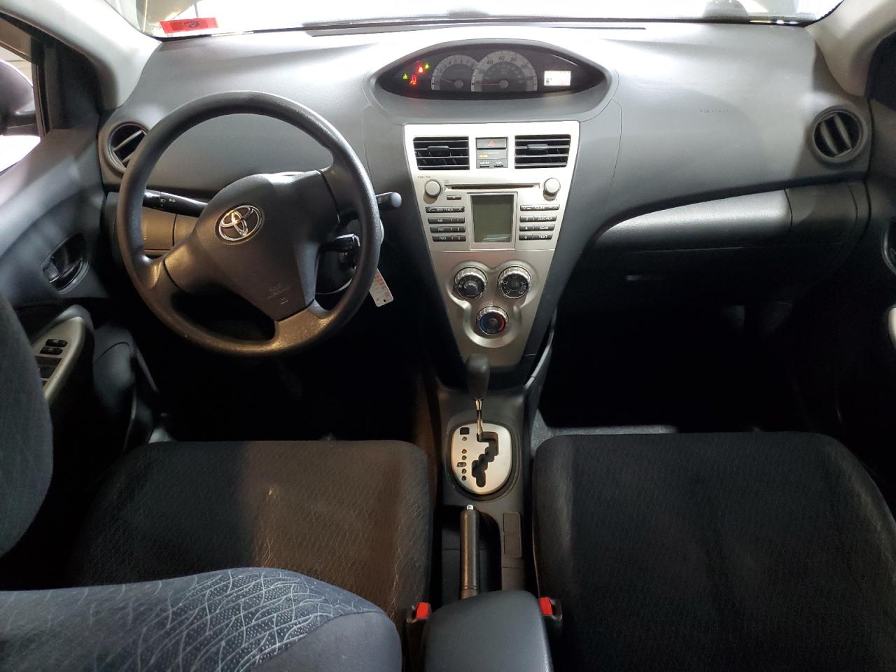 JTDBT923181225304 2008 Toyota Yaris