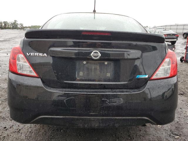  NISSAN VERSA 2015 Czarny