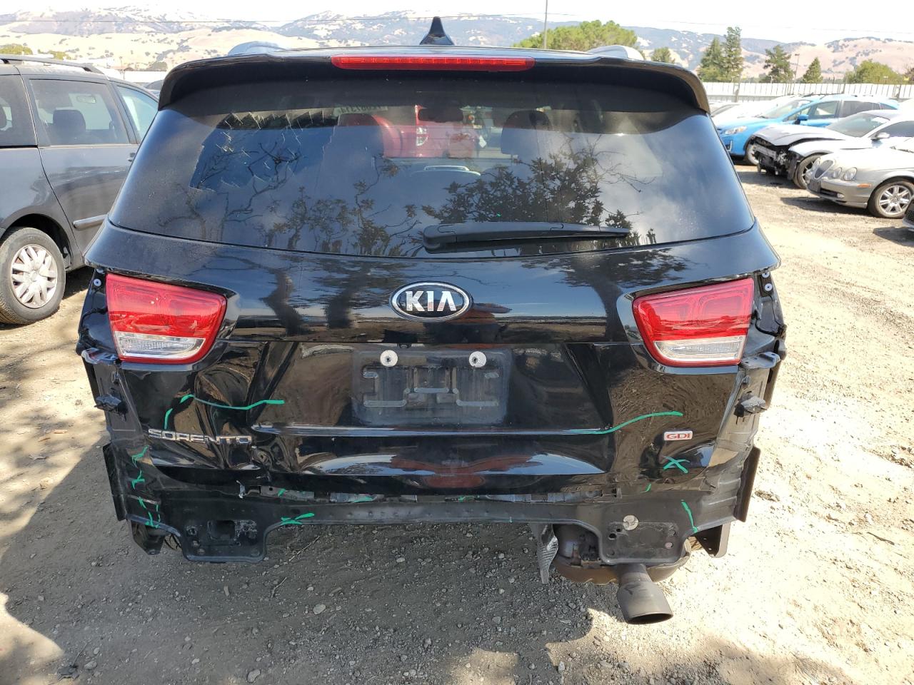 5XYPG4A37JG344124 2018 Kia Sorento Lx