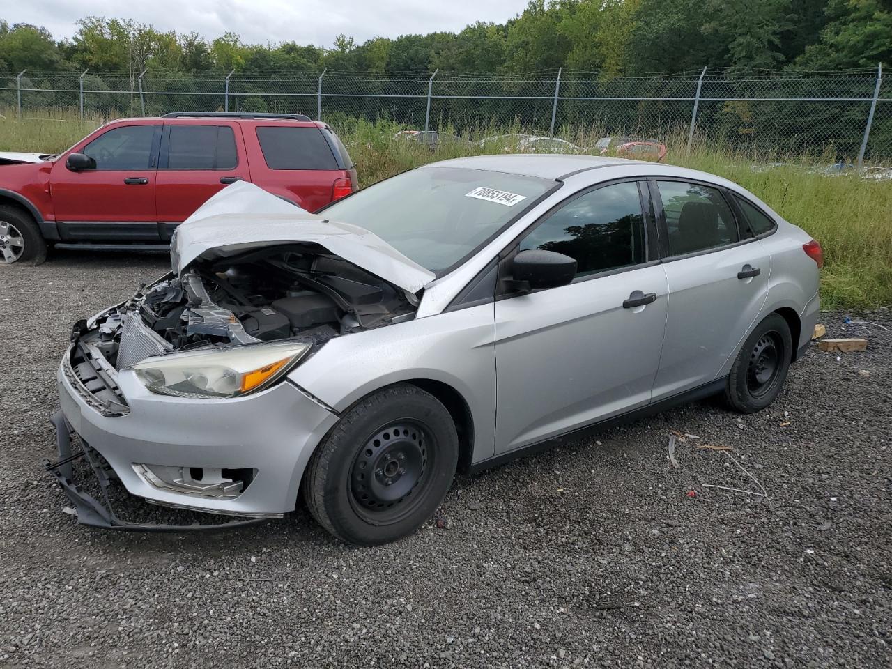 1FADP3E21HL282593 2017 FORD FOCUS - Image 1