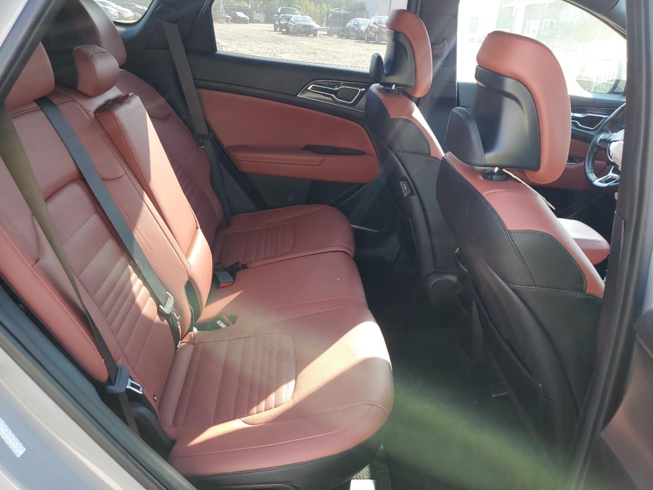 2023 Kia Sportage - Image 11