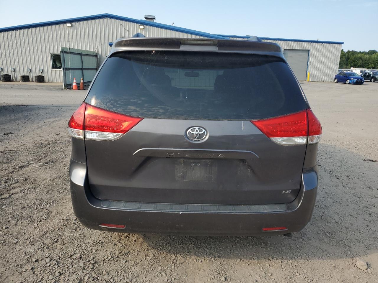 2012 Toyota Sienna Le VIN: 5TDKK3DC8CS190544 Lot: 71267144