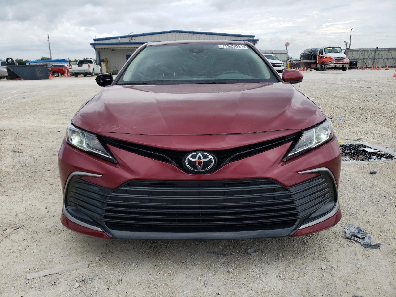 2021 Toyota Camry - Image 5