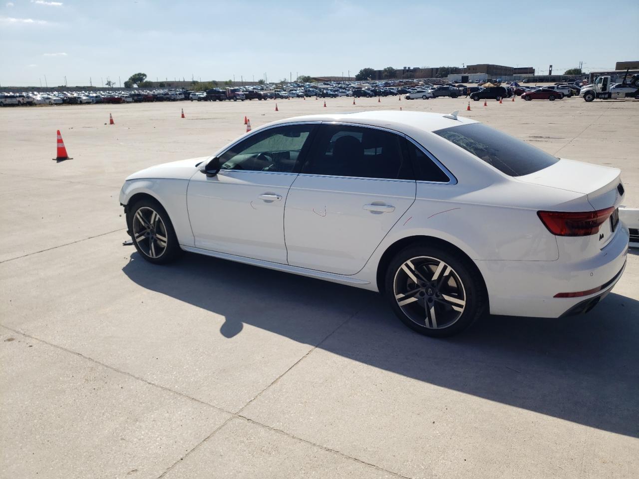 WAUENAF4XHN004351 2017 AUDI A4 - Image 2