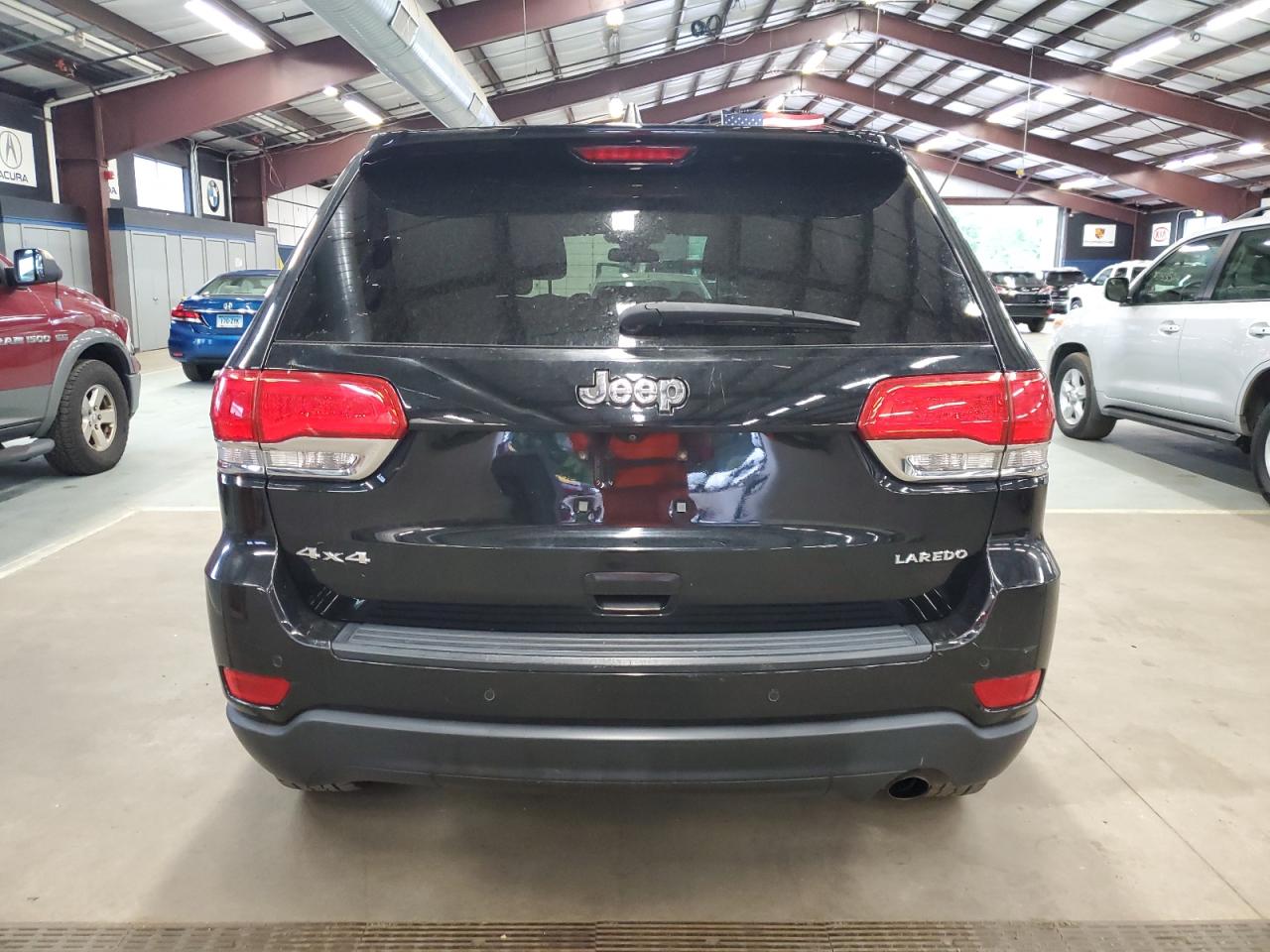 2018 Jeep Grand Cherokee Laredo VIN: 1C4RJFAG5JC326069 Lot: 73352314