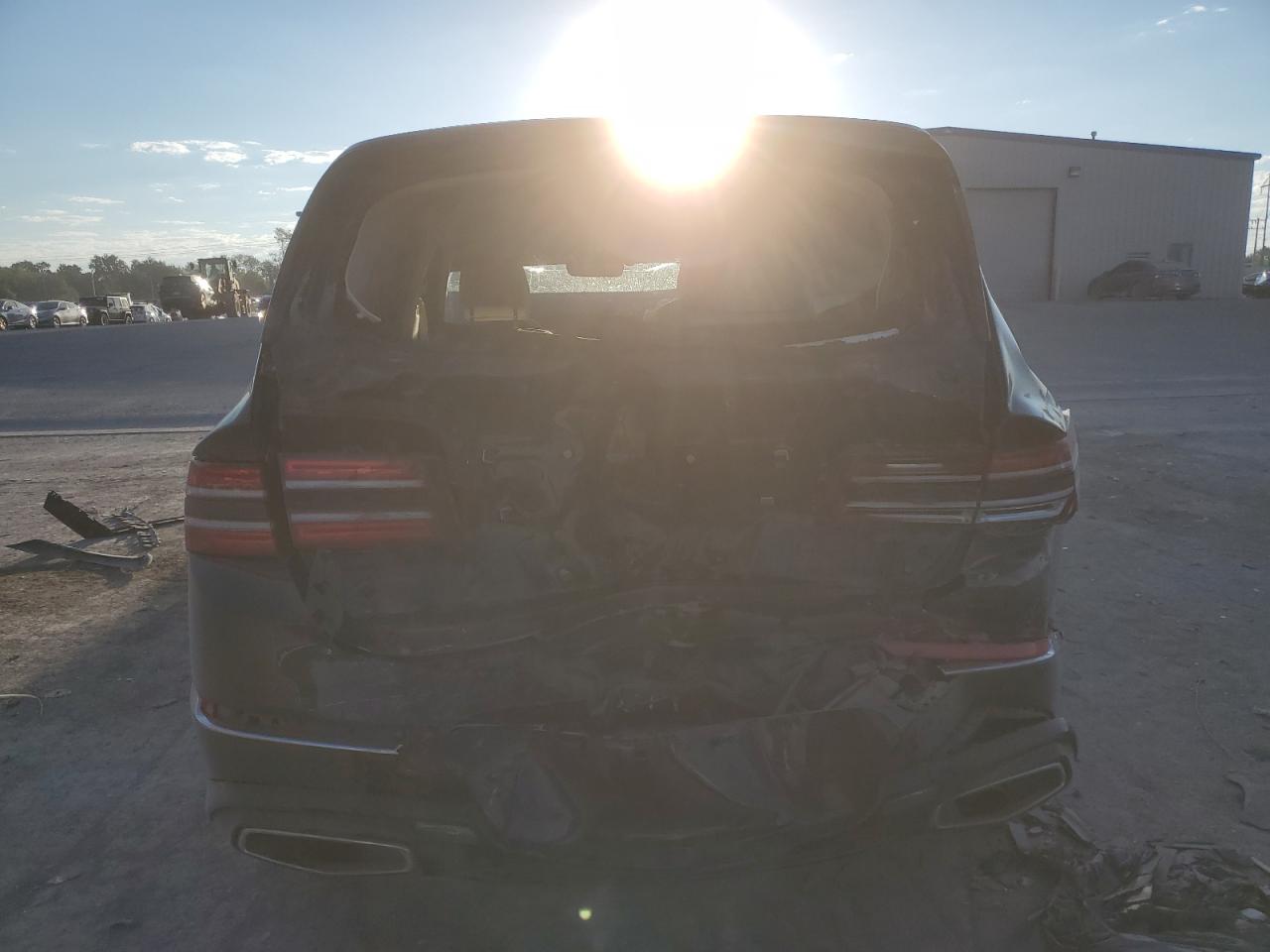 2024 Genesis GV80 - Image 6