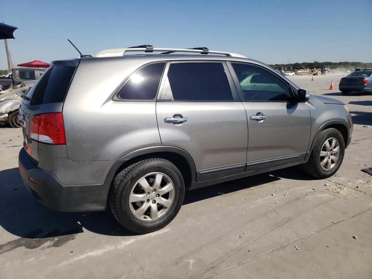 2012 Kia Sorento - Image 3