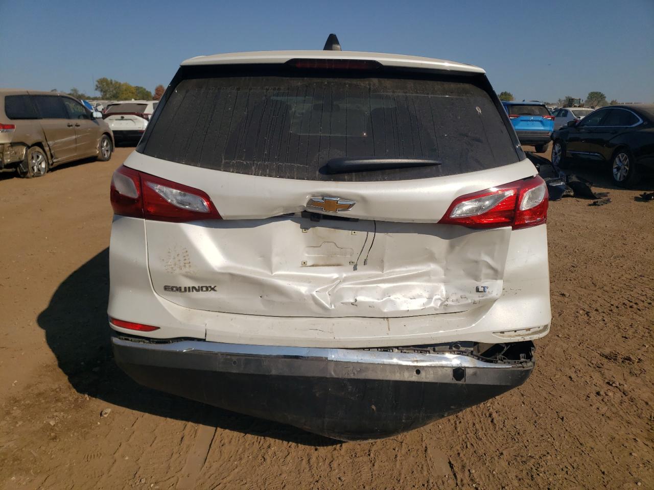 2GNAXJEV2J6350482 2018 Chevrolet Equinox Lt