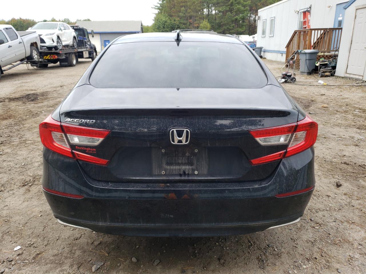 1HGCV1F49KA093825 2019 Honda Accord Ex