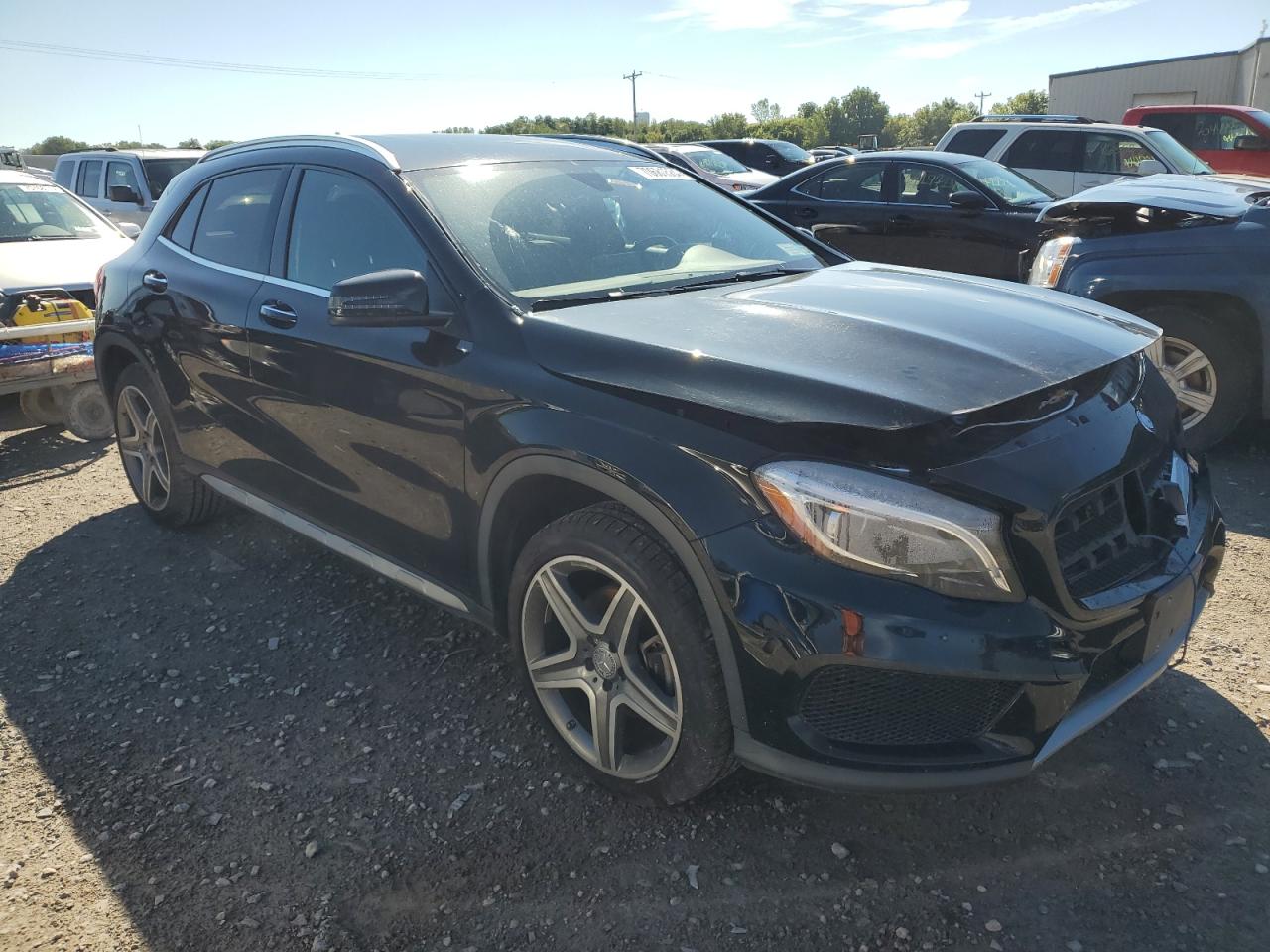 VIN WDCTG4GB7GJ225828 2016 MERCEDES-BENZ GLA-CLASS no.4