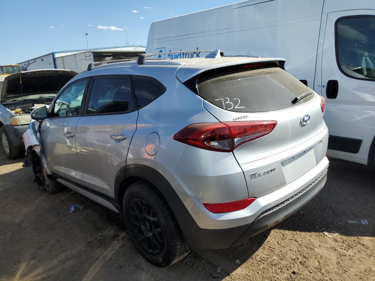 KM8J3CA46JU606732 2018 HYUNDAI TUCSON - Image 2