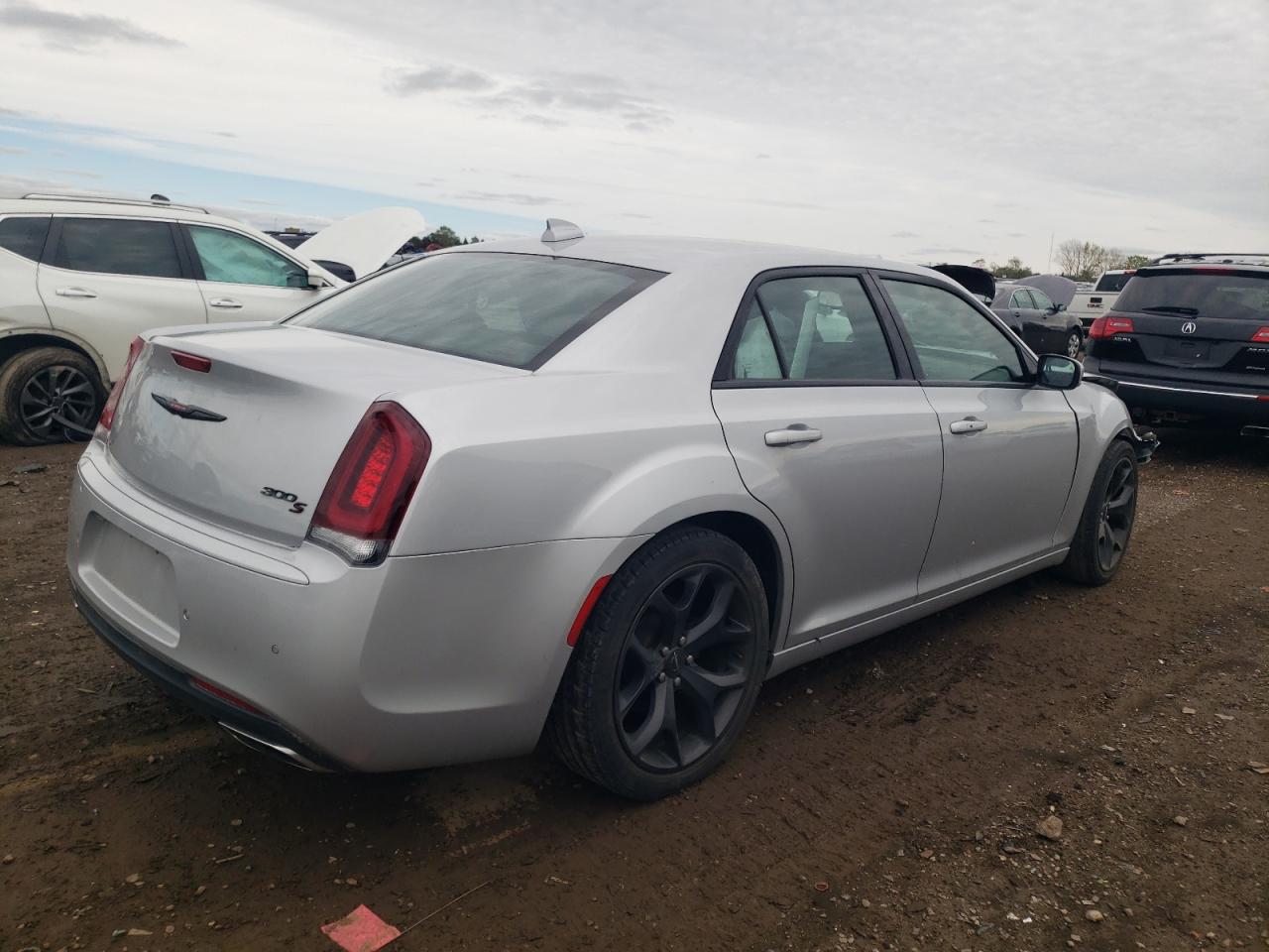 2021 Chrysler 300 - Image 3