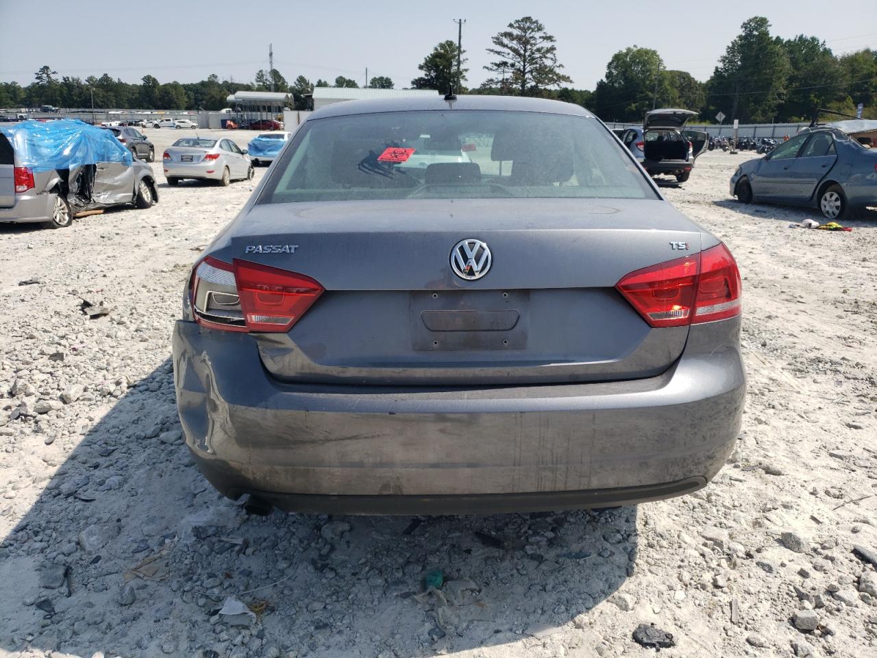 2015 Volkswagen Passat S VIN: 1VWAS7A37FC063794 Lot: 70931374