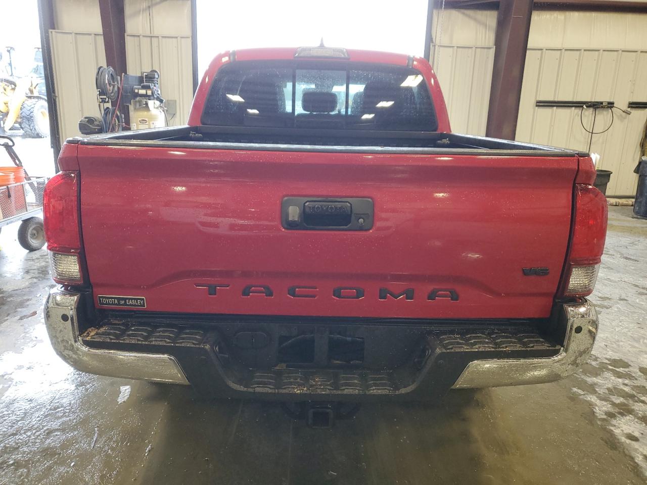 3TMAZ5CNXJM074815 2018 Toyota Tacoma Double Cab