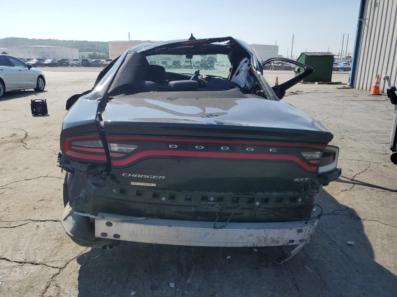 2C3CDXHGXFH805704 2015 Dodge Charger Sxt