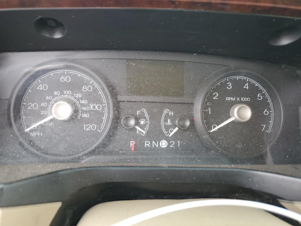 2007 Lincoln Town Car Signature Limited VIN: 1LNHM82V37Y639737 Lot: 69844454