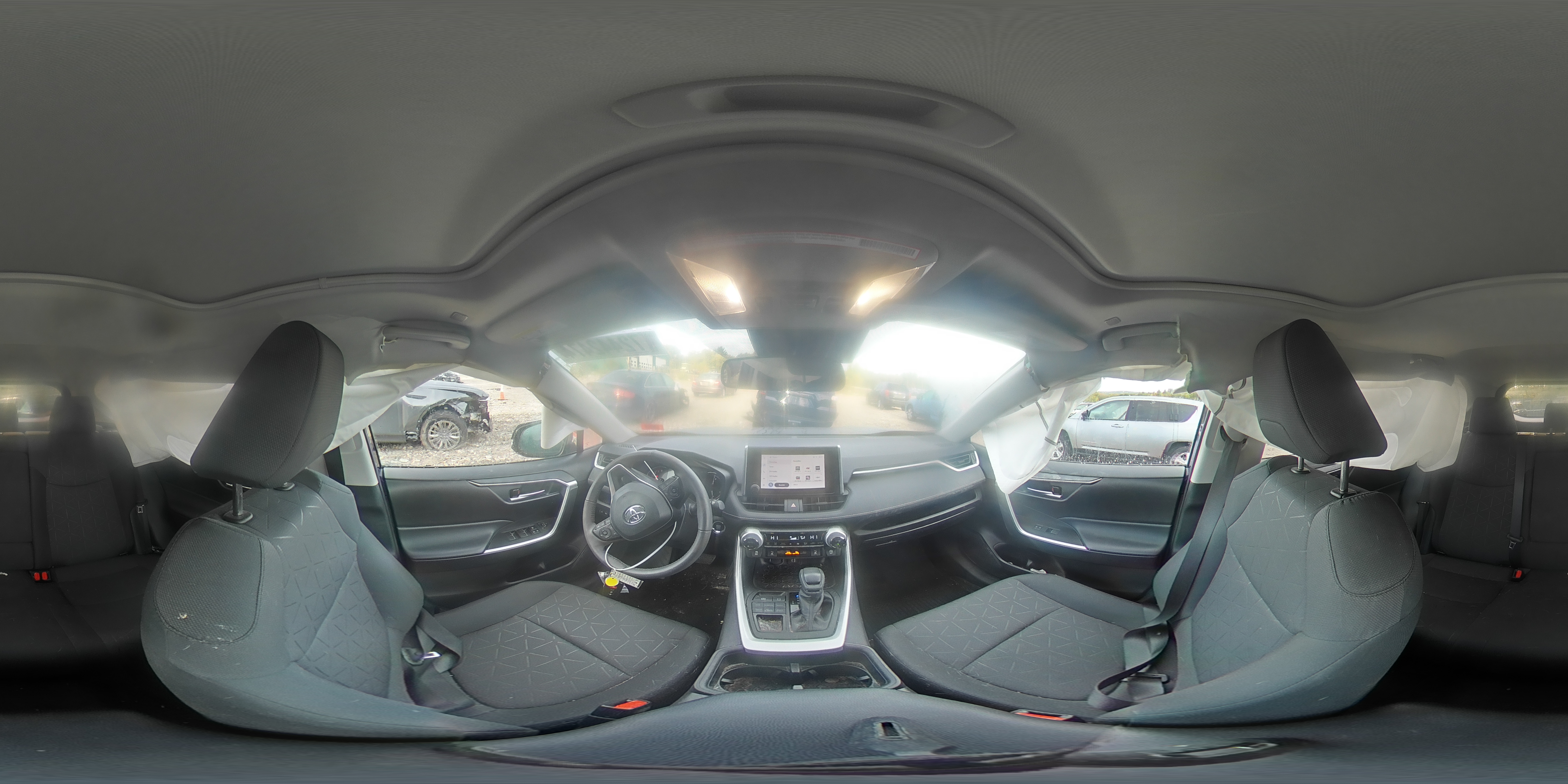 2023 Toyota RAV 4 - Image 13