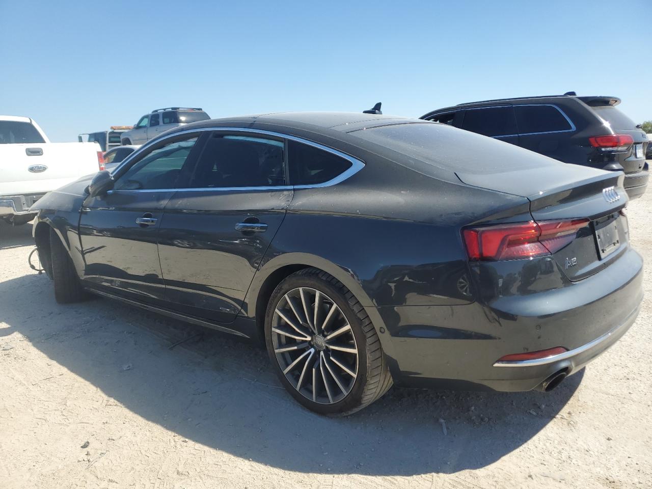 WAUCNCF53KA007800 2019 AUDI A5 - Image 2