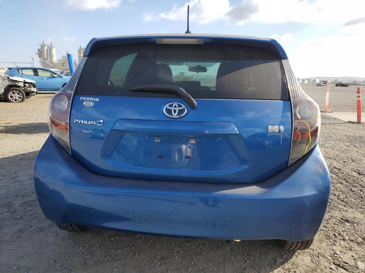 2014 Toyota Prius C VIN: JTDKDTB38E1061474 Lot: 70637874