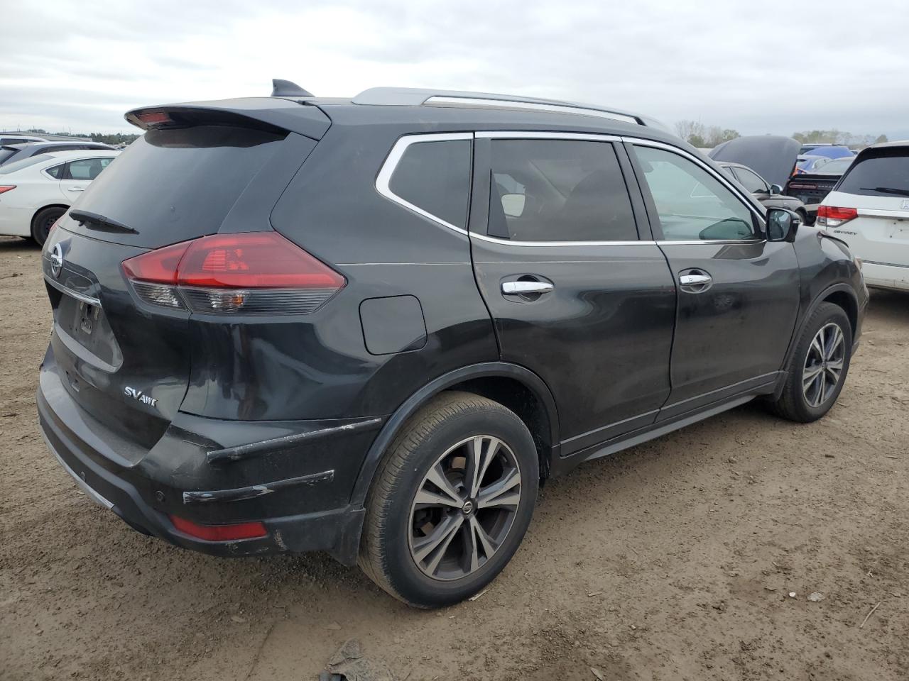 2019 Nissan Rogue - Image 3