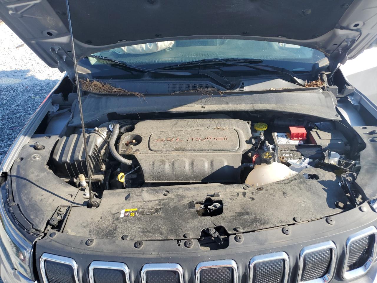 3C4NJDBB8NT221879 2022 Jeep Compass Latitude