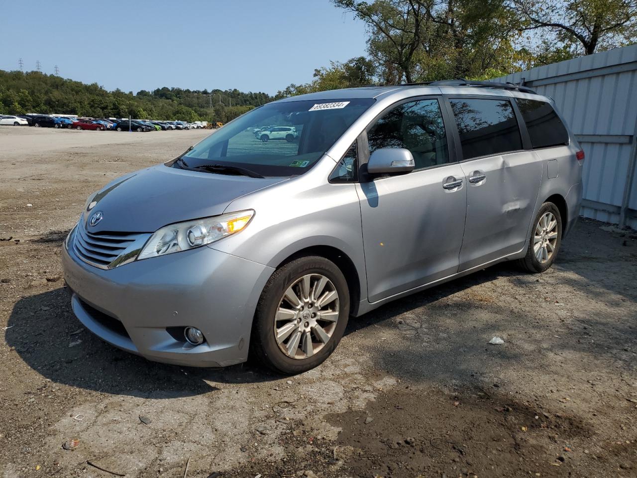 2013 Toyota Sienna Xle VIN: 5TDDK3DC5DS059971 Lot: 69382334