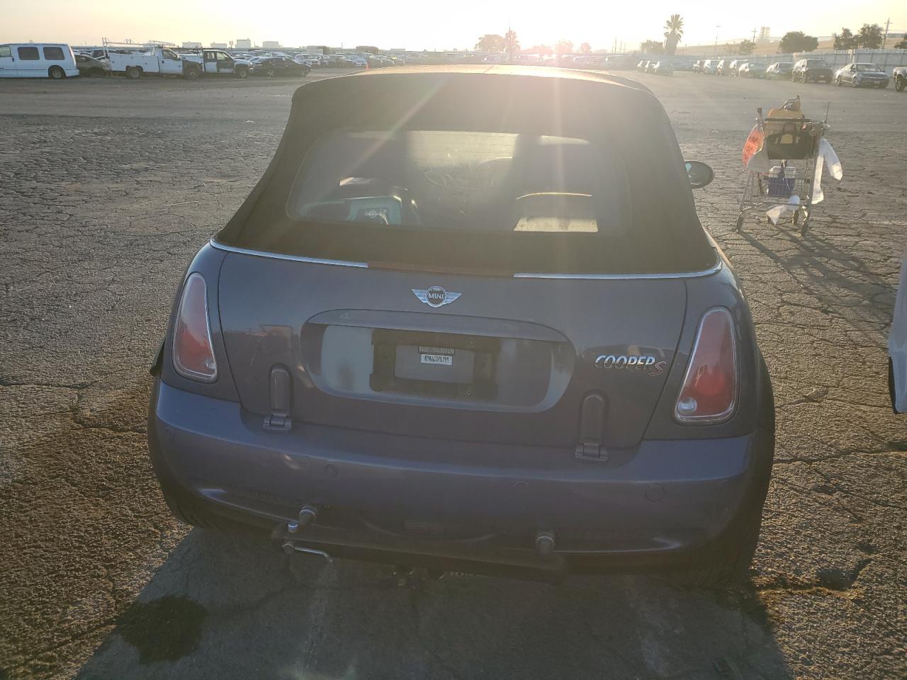 2006 Mini Cooper S VIN: WMWRH33556TK56955 Lot: 70294844