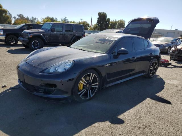 2011 Porsche Panamera 2