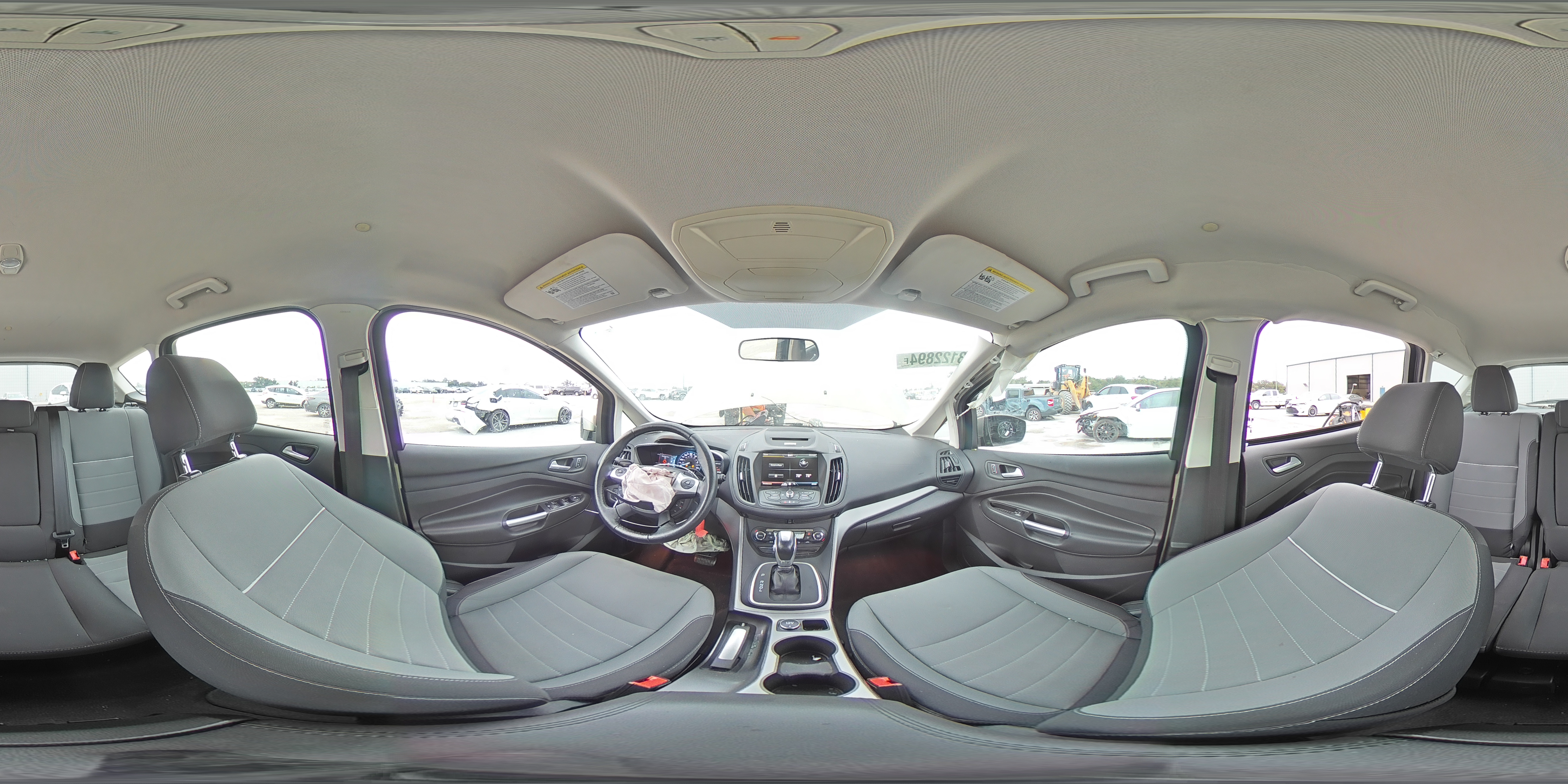 2015 Ford C-MAX - Image 13