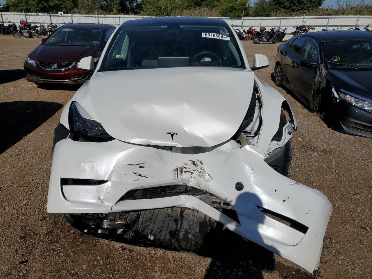 Фото: 7SAYGAEE5PF701270 - 5