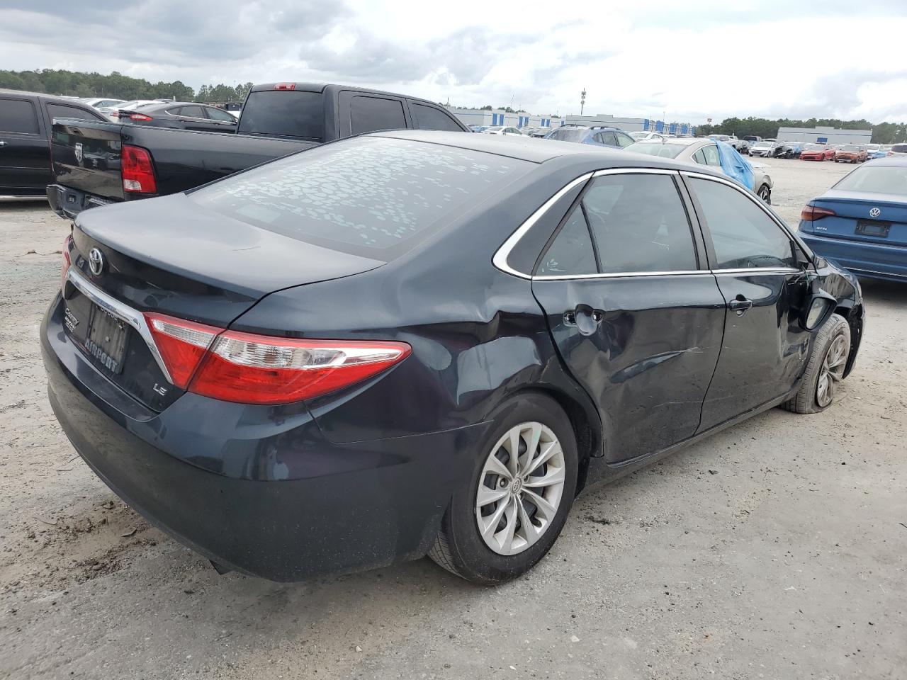 4T4BF1FK5GR547002 2016 Toyota Camry Le