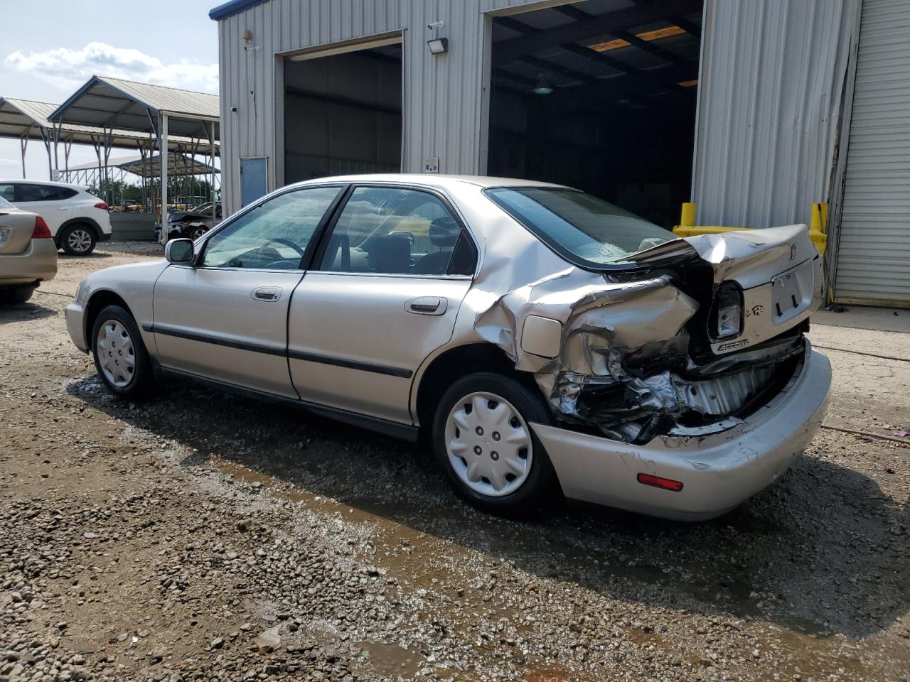 1996 Honda Accord Lx VIN: 1HGCD5636TA297694 Lot: 70954994