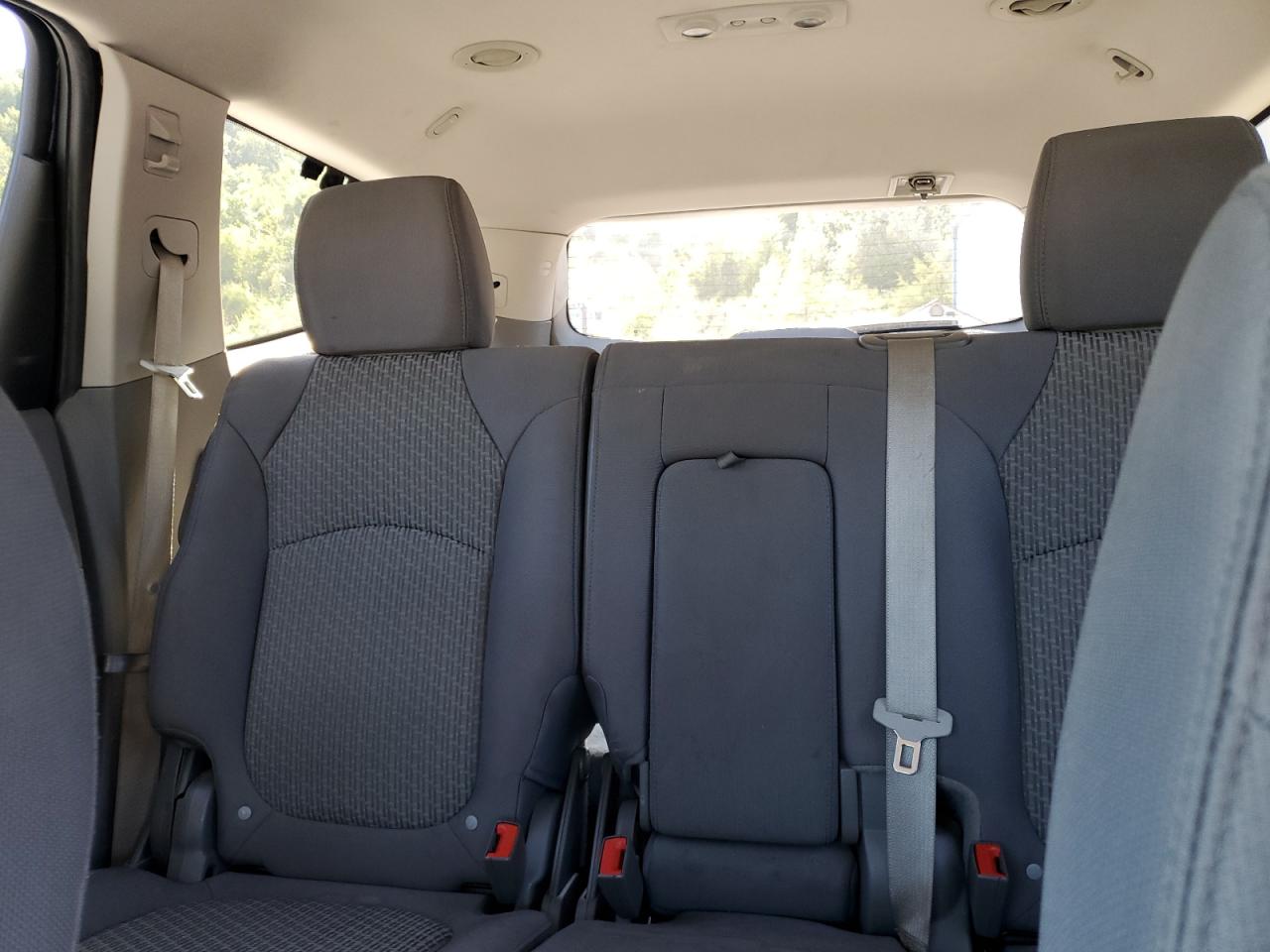 2011 Chevrolet Traverse Ls VIN: 1GNKVEED6BJ327364 Lot: 71046645