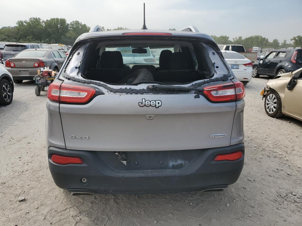 2018 Jeep Cherokee Latitude VIN: 1C4PJMCX3JD599059 Lot: 71467254