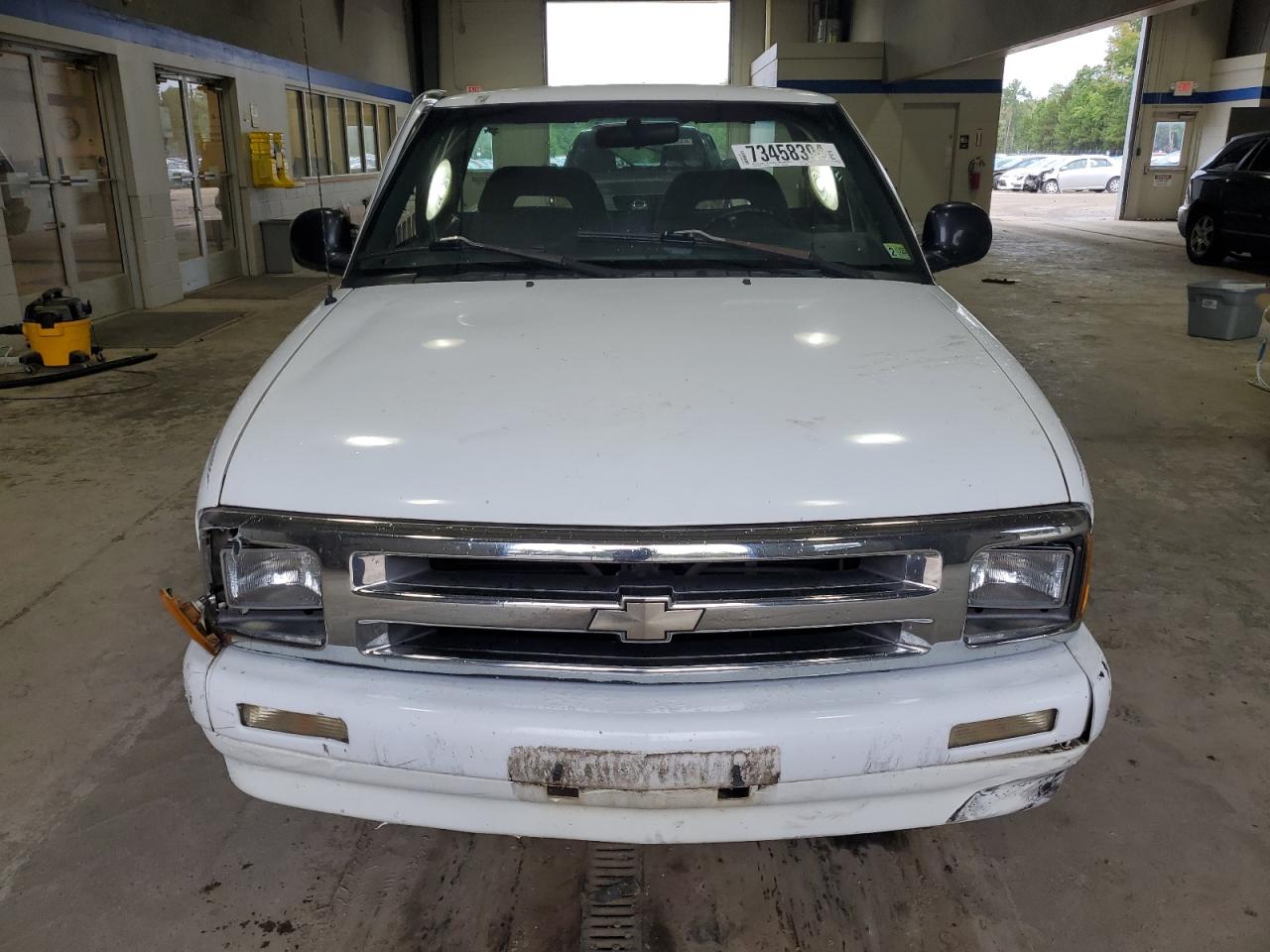 1996 Chevrolet S-10 Pickup - Image 5