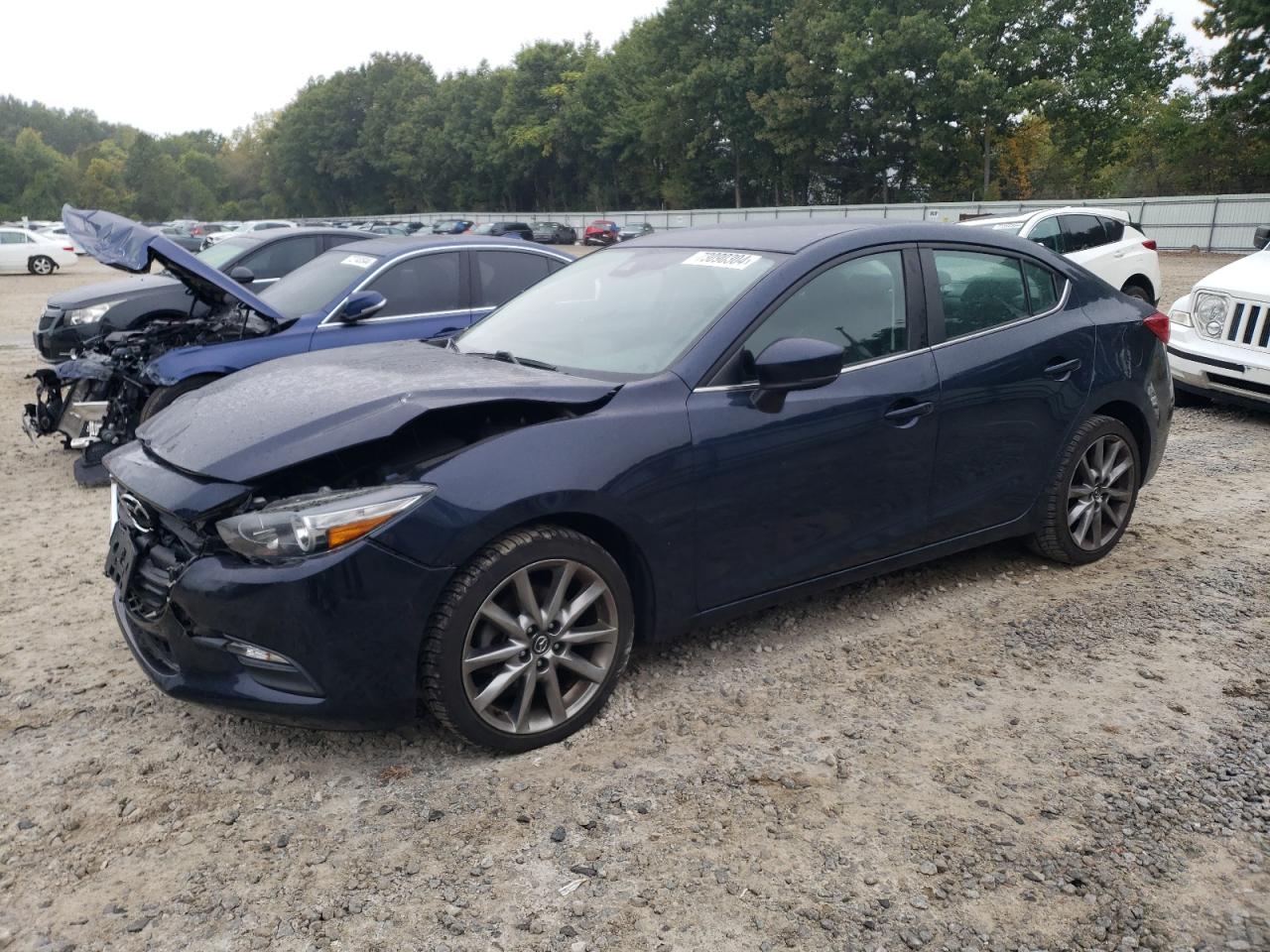 3MZBN1V32JM174358 2018 MAZDA 3 - Image 1