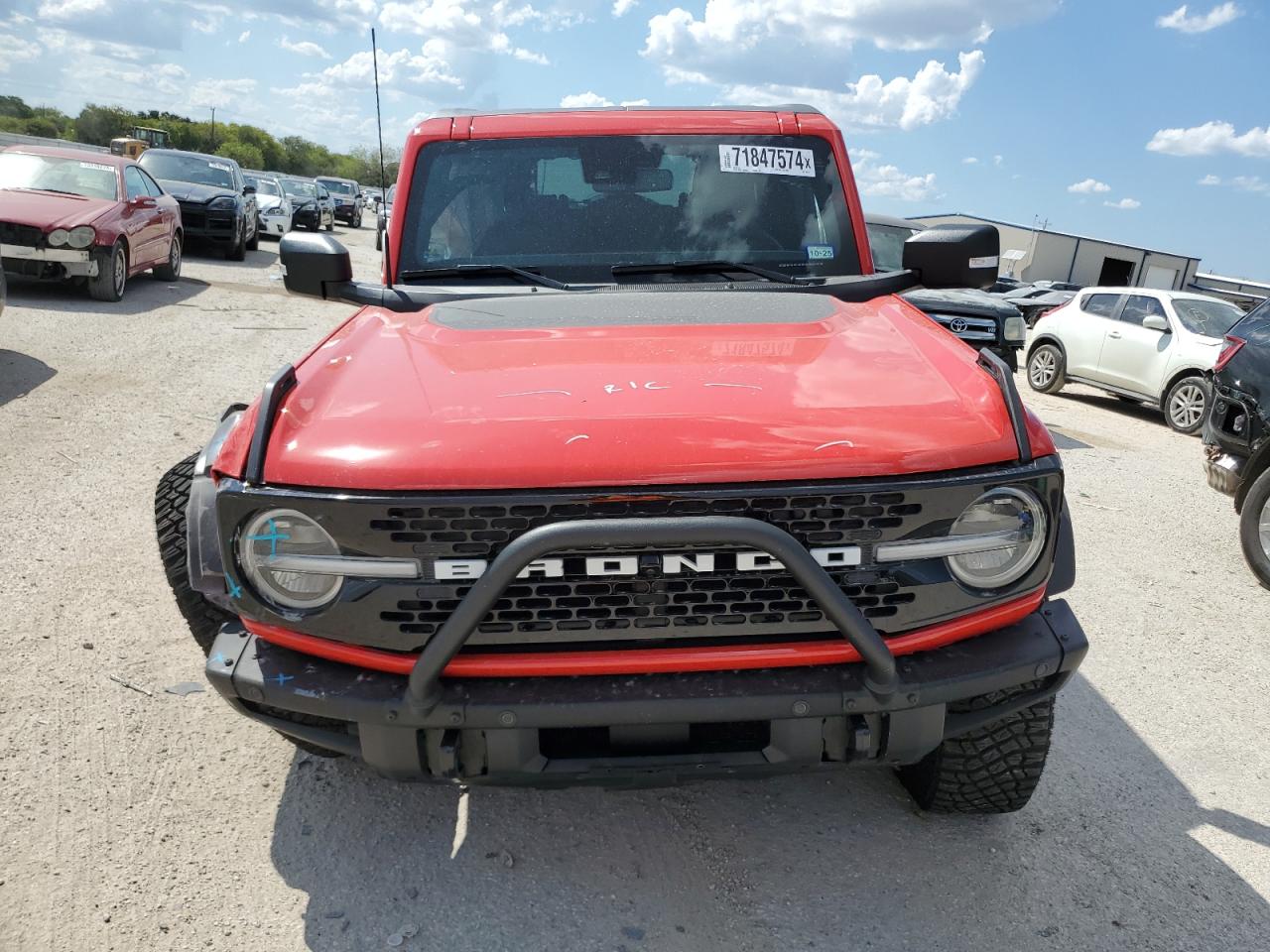 2023 Ford Bronco - Image 5
