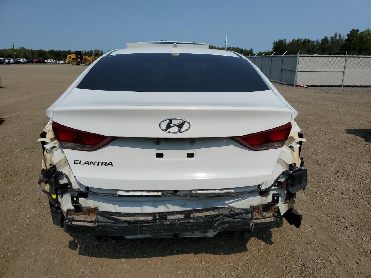 2017 Hyundai Elantra Se VIN: KMHD84LF7HU325326 Lot: 70581794