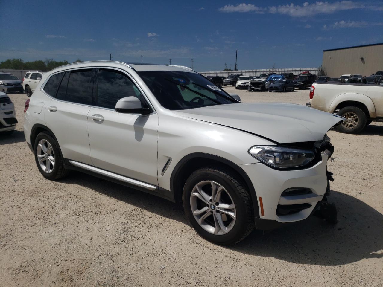 VIN 5UXTY3C02M9E76689 2021 BMW X3 no.4