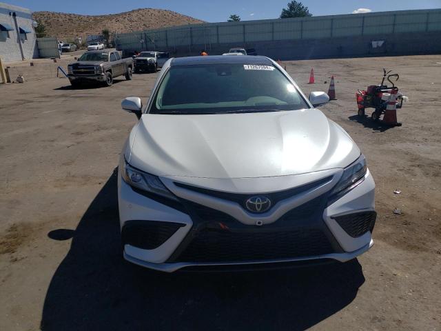  TOYOTA CAMRY 2023 Белый