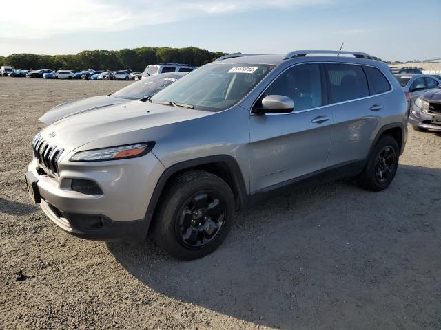 2015 Jeep Cherokee Latitude na sprzedaż w Assonet, MA - Mechanical