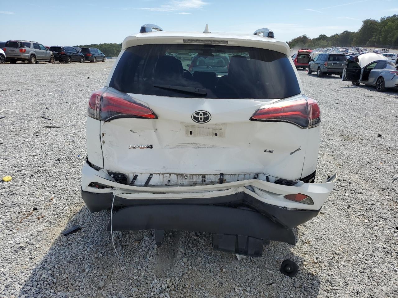 JTMZFREV9HJ701642 2017 Toyota Rav4 Le